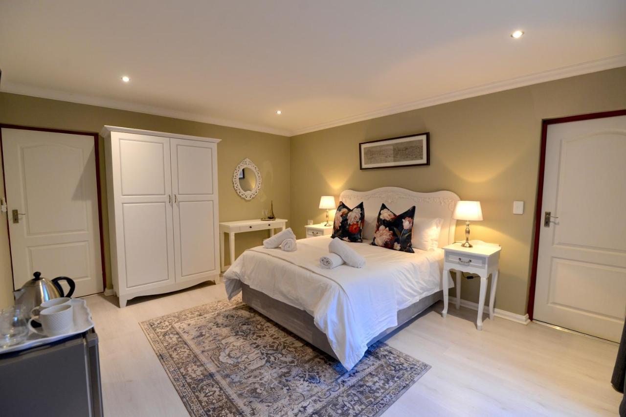 Chateau La Mer Exclusive Guesthouse & Spa Hartbeespoort Exterior photo